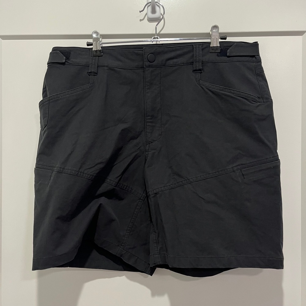 Ten Thousand Tactical Utility Shorts Mens Black Size 34 Training Hiking Rugged